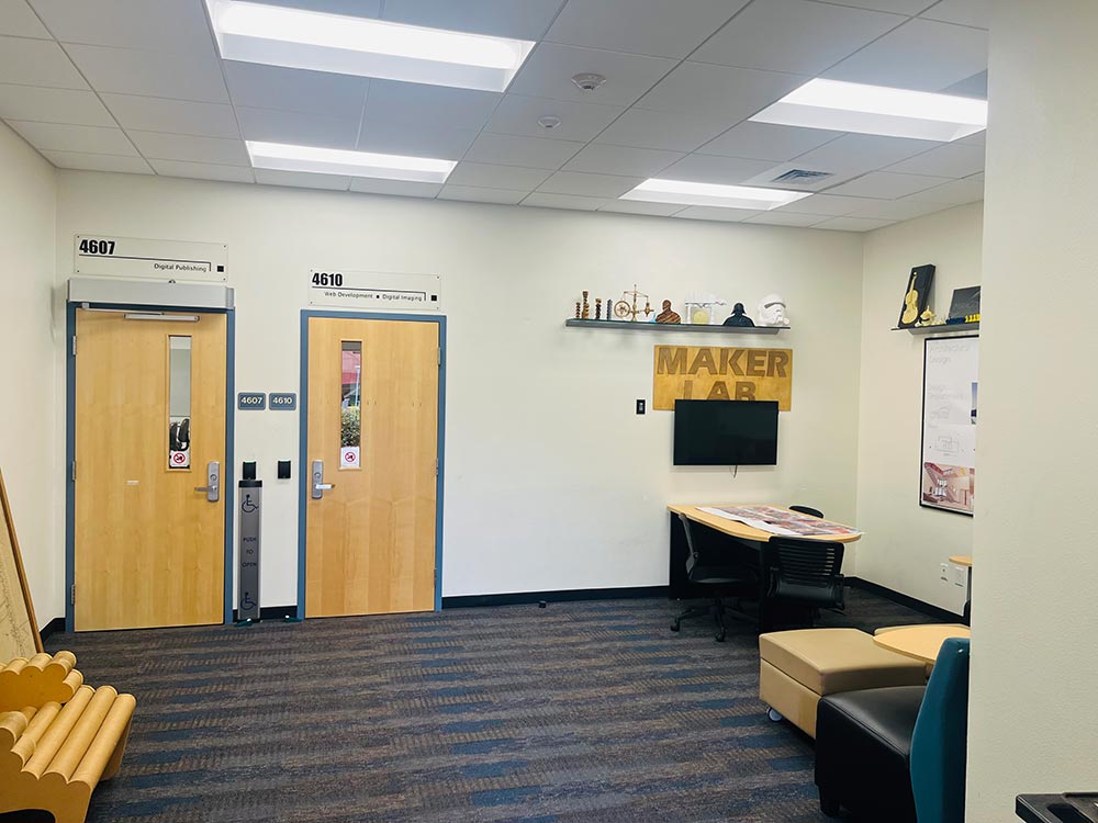 Atrium In Building 4600